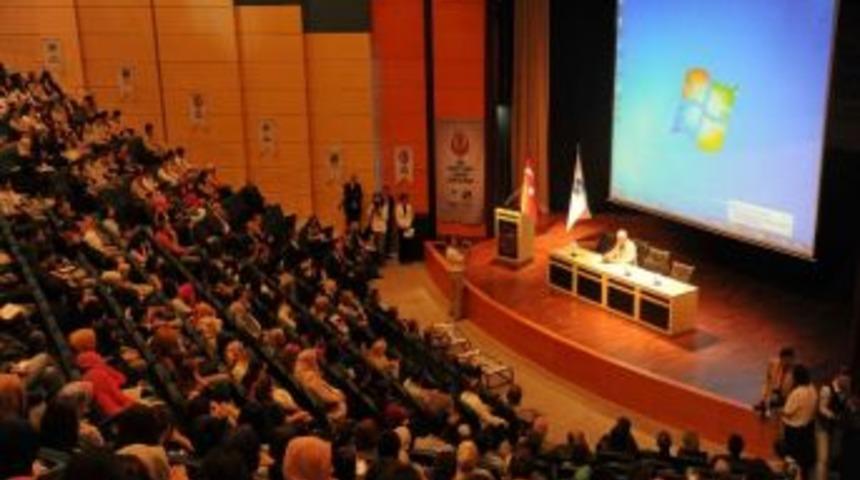 Sa&uuml;&rsquo;de Edebiyat Semineri