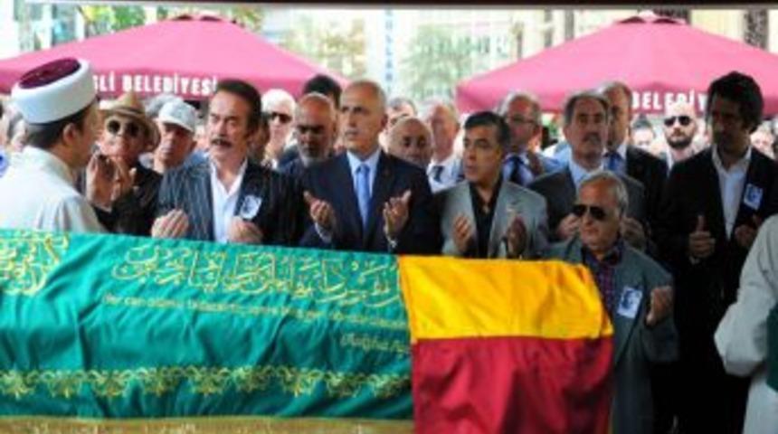 Erol G&uuml;naydın Toprağa Verildi