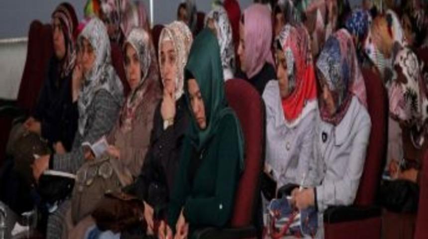 Ga&uuml;n&rsquo;de &lsquo;kurban&rsquo; Konulu Konferans D&uuml;zenlendi