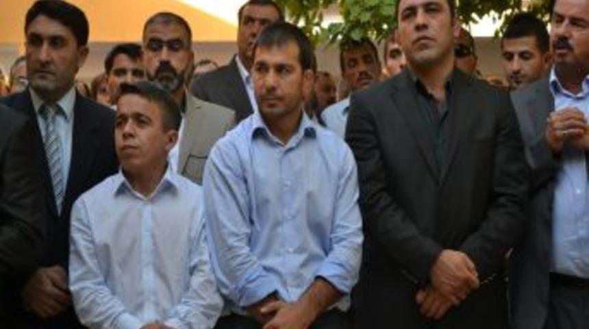 Milli G&uuml;reş&ccedil;i Şeref Eroğlu Babasını Kaybetti