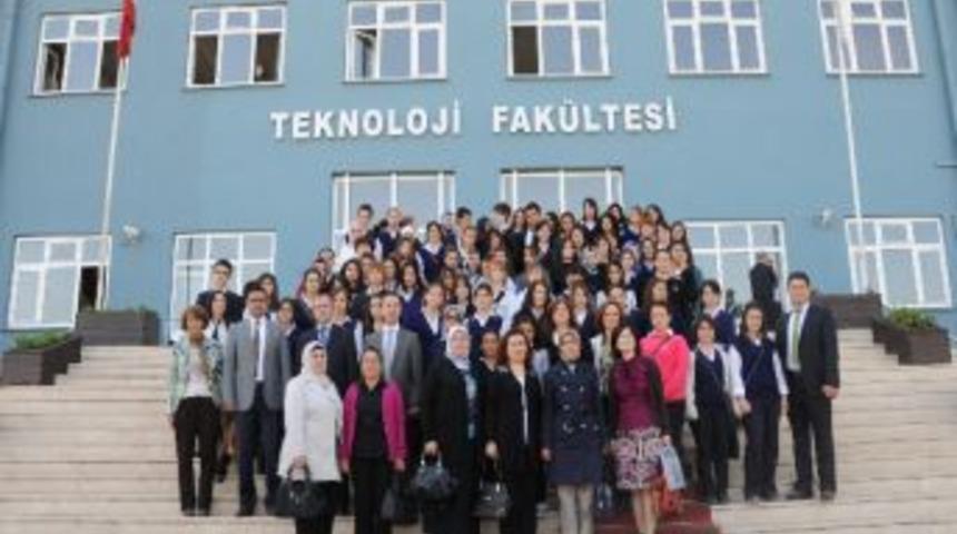 Karab&uuml;k Kız Teknik Ve Meslek Lisesi&rsquo;nden Kb&uuml;&rsquo;ye Ziyaret