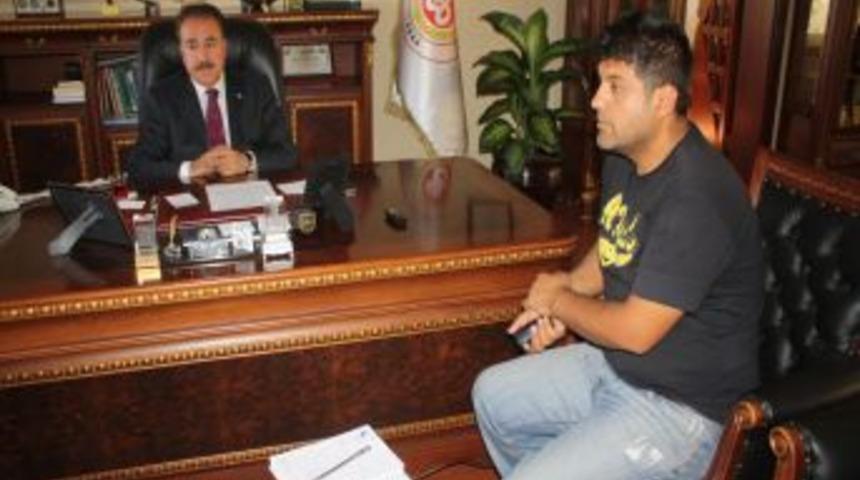 Elmadağ Belediye Başkanı Gazi Şahin, Doğalgaz Sorununa El Attı