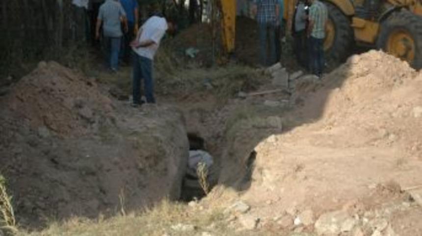 T&uuml;nel Kazarak NATO Boru Hattından 3 Bin Litre Akaryakıt &Ccedil;aldılar