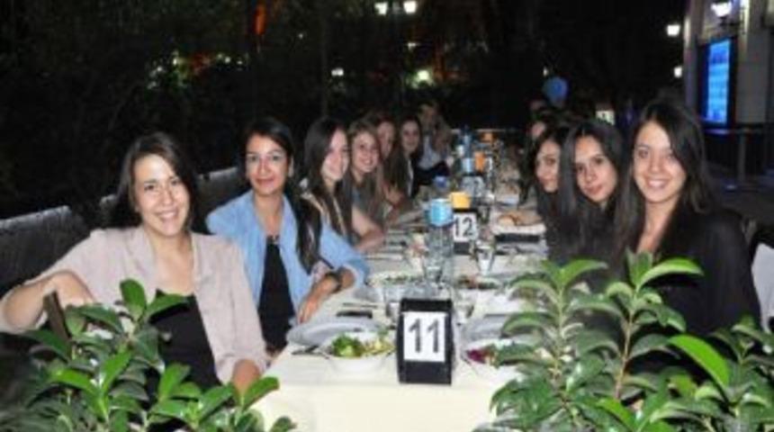 Belediyespor'un Sultanları Sezonu A&ccedil;tı