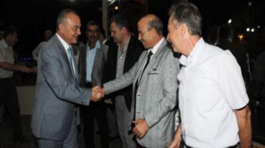 Mhp Kadroları Yemekte Buluştu