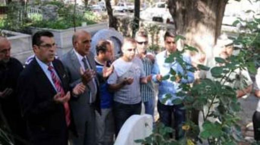 Bursaspor'un Amigosu Yaşar Dualarla Anıldı