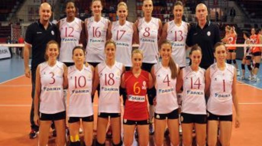 Bayanlar Voleybolda S&uuml;per Kupa, Eczacıbaşı Vitra'nın Oldu