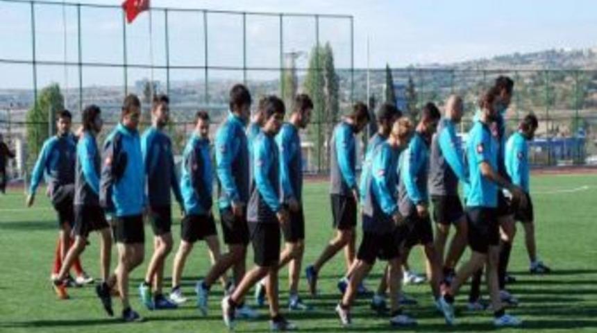 Tuzlaspor Ma&ccedil;ı Hazırlıkları Devam Ediyor