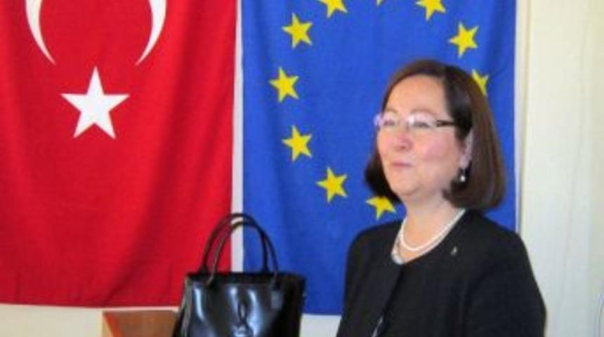 Mhp Genel Başkan Yardımcısı Demirel G&uuml;m&uuml;şhane&rsquo;de