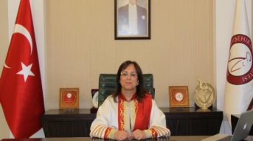 Ne&uuml; Rekt&ouml;r&uuml; Prof.dr. Kılı&ccedil; &Uuml;niversiteler Arası Kurul Eğitim Komisyonuna Se&ccedil;ildi