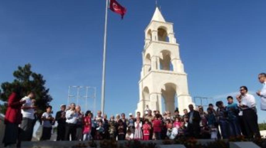 D&uuml;zce&rsquo;de Kuşaklar Kucaklaşıyor