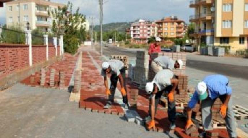 Varsak Karşıyaka&rsquo;ya 10 Bin Metrekare Kaldırım