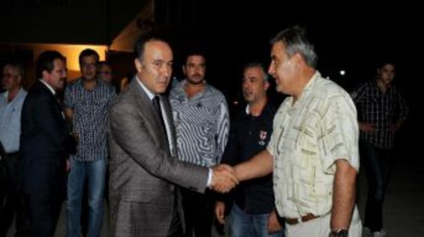 Vali Altıparmak&rsquo;tan Taziye Ziyareti