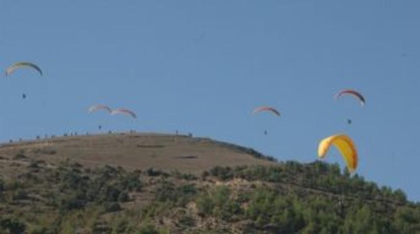 G&ouml;ky&uuml;z&uuml; Şenleniyor