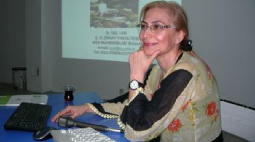 &Ouml;ğrencilere bilin&ccedil;li gıda konferansı