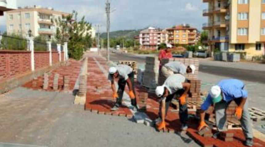 Varsak Karşıyaka&rsquo;ya 10 bin m2 kaldırım