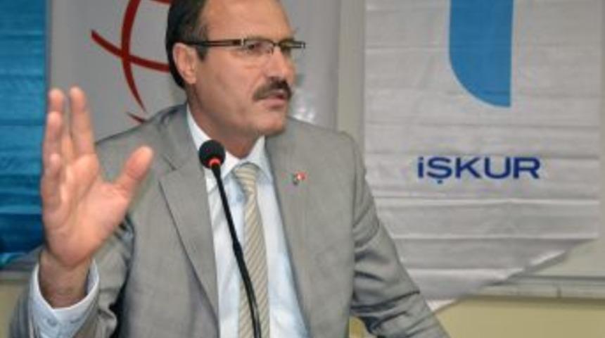 İş Adamlarına İŞKUR'da Değişiklikler Ve Avantajlar Semineri Verildi