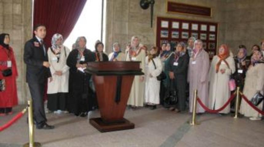 &Ccedil;ubuklu Kadınlar Ankara'yı Gezdi