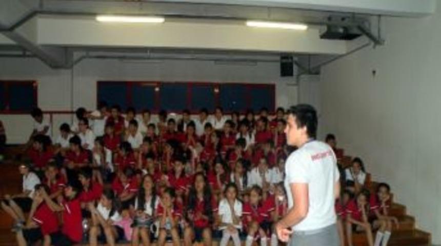 &Ouml;ğrenciler Uzay Kampını Ziyaret Etti