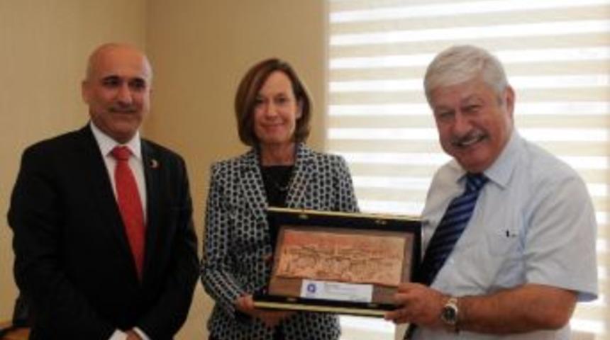 L&uuml;ksemburg B&uuml;y&uuml;kel&ccedil;isi Conzemius Akaydın&rsquo;ı Ziyaret Etti