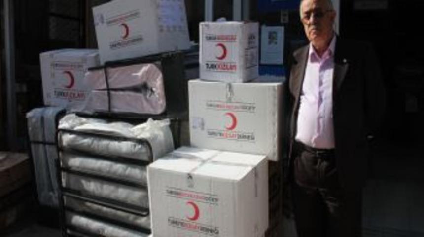 Kızılay'dan Evleri Yanan Akcan Ailesine Eşya Yardımı