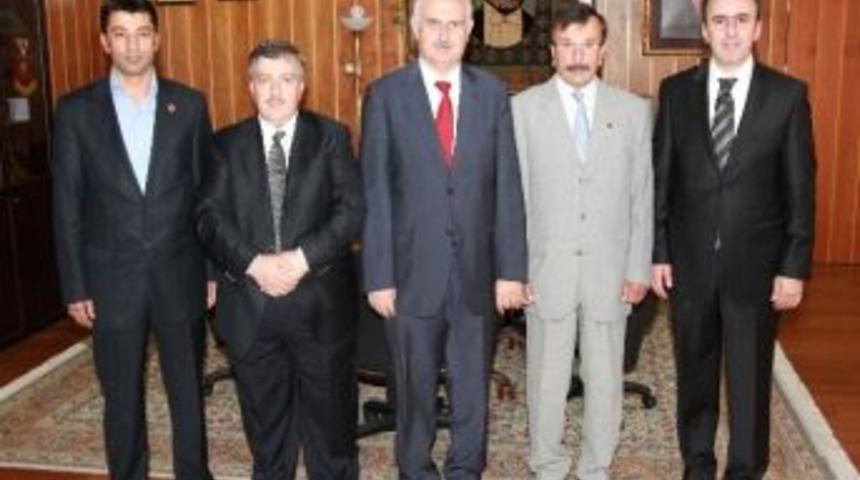 T&uuml;msiad&rsquo;tan Rekt&ouml;r Hikmet Ko&ccedil;ak&rsquo;a Ziyaret&hellip;