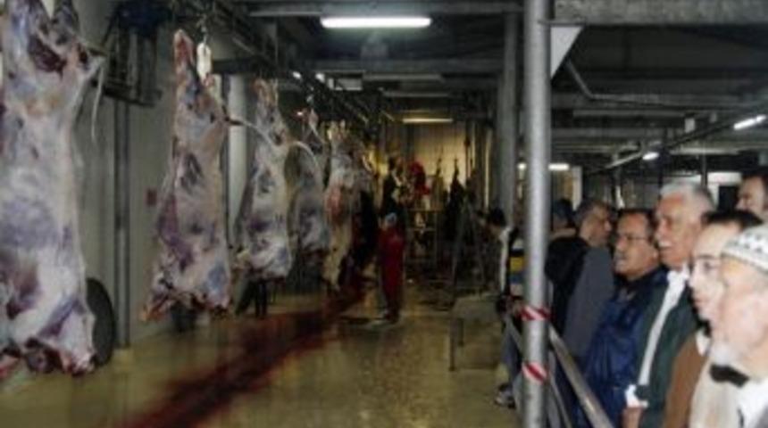 Büyükşehir'den 16 Kurban Kesim Yeri