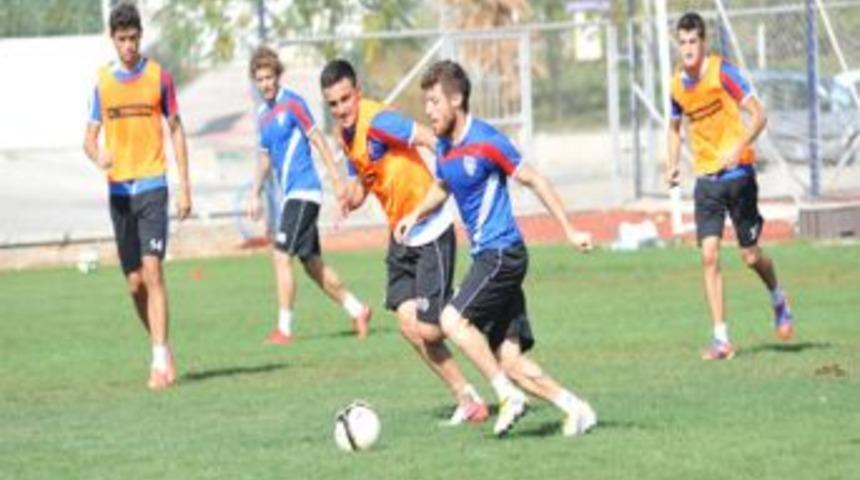 Bucaspor, Kartalspor Ma&ccedil;ı Hazırlıklarını S&uuml;rd&uuml;r&uuml;yor