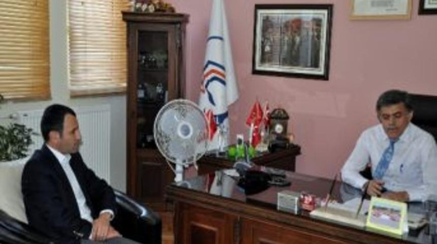 Baro Başkanı Korucu Kardelen Koleji'ni Ziyaret Etti