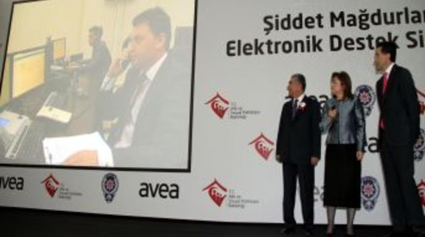 Kadına Şiddete Karşı Hazırlanan Panik Butonları Dağıtıldı