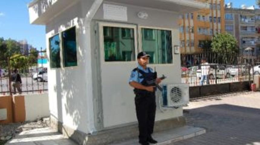 Kurşun Ve Roket Ge&ccedil;irmez Kul&uuml;beler Kuruldu