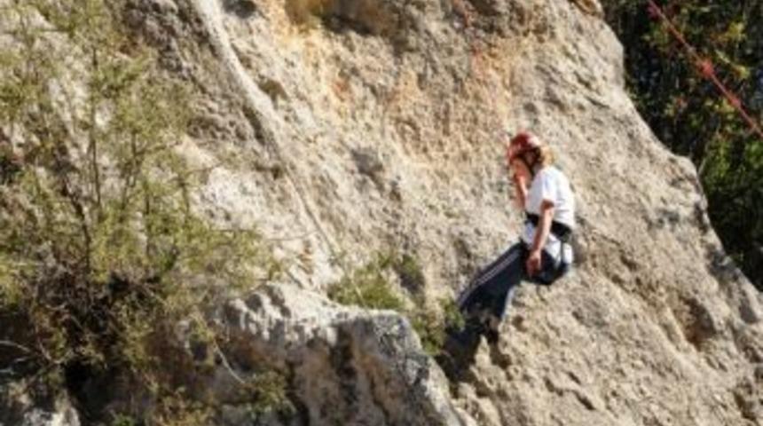 12.ulusal Cumhuriyet Kaya Tırmanışı Başlıyor