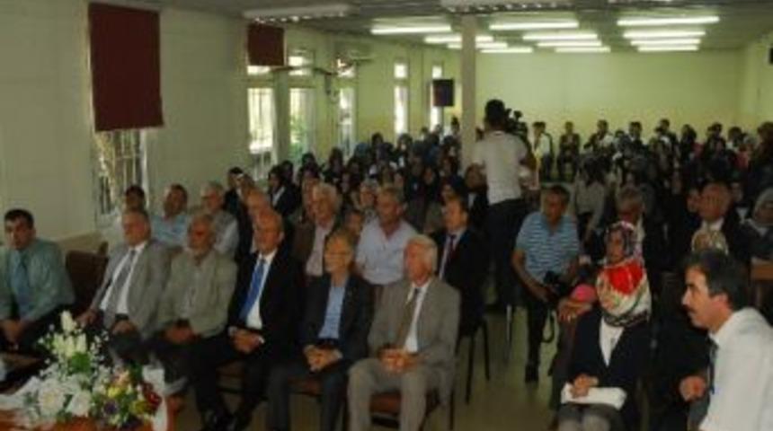 D&uuml;cce'de İmam Hatiplilerin D&uuml;n&uuml; Ve Bug&uuml;n&uuml; Semineri D&uuml;zenlendi