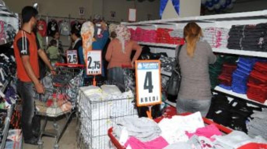 Şahinbey Belediyesi, Sosyal Markette 1150 Aile Faydalanıyor