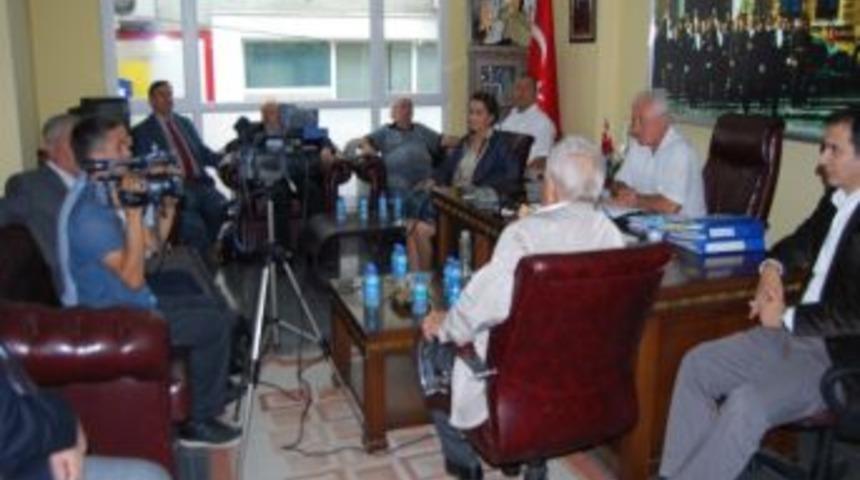 Giresun&rsquo;da Stk&rsquo;lar Eski Valilik Binasının &Uuml;niversitede Kalması İ&ccedil;in Bir Araya Geldi