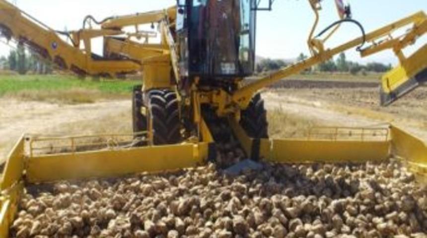 Pancar Hasadında Yeni Makine