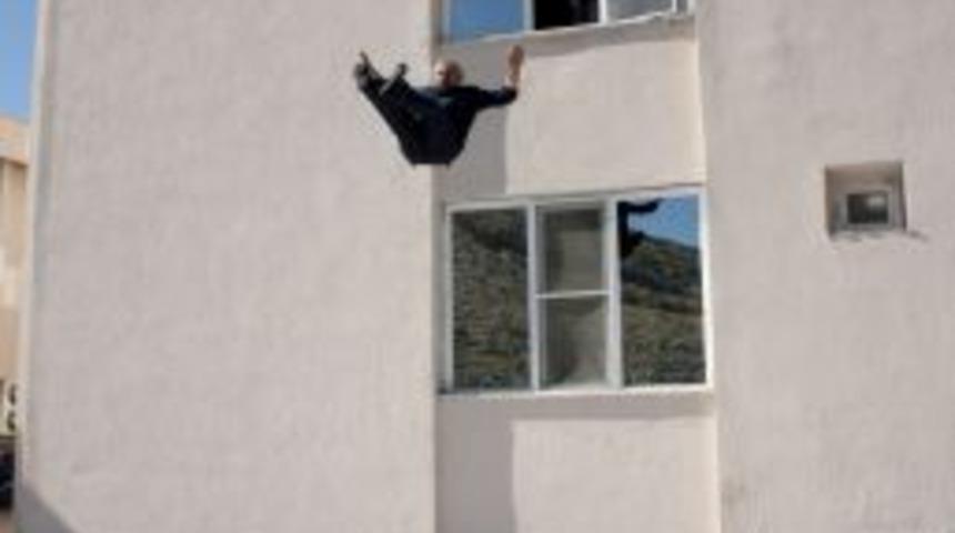 Hastane Personeli Yangın Tatbikatı Yaptı