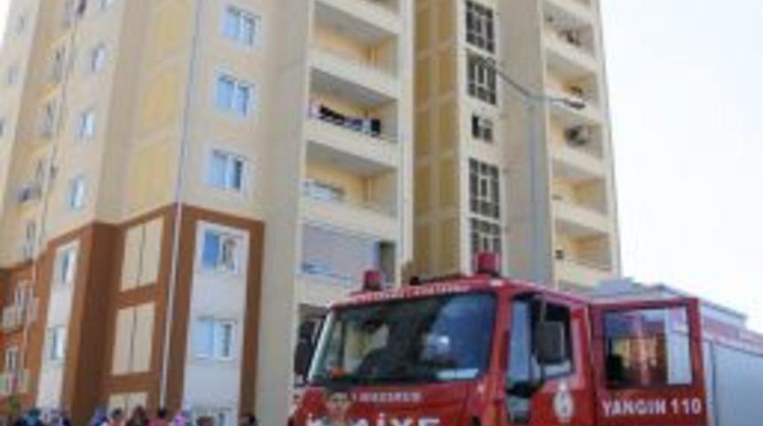 Canik'te TOKİ Konutlarındaki Yangın Panik Yaşattı