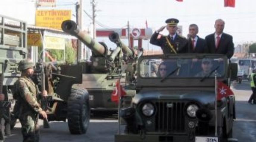 Burhaniye&rsquo;de Cumhuriyet Bayramı Hazırlıkları Tamamlandı