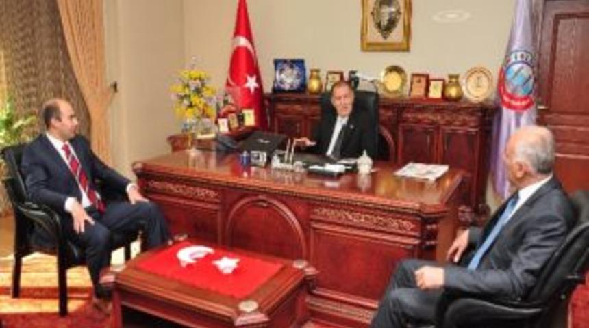 Kaymakam Kep&ccedil;eli Esob'u Ziyaret Etti