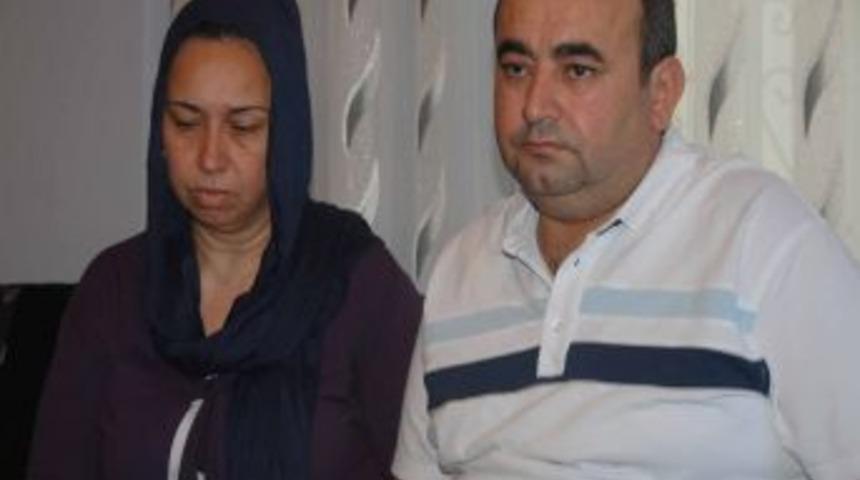 &Ccedil;in'de &Ouml;ld&uuml;r&uuml;len &Ouml;ğrencinin Ailesi, 12 G&uuml;nd&uuml;r &Ccedil;ocuklarının Cenazesini Bekliyor