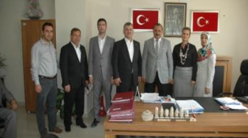 İş Hayatında "garip &Ccedil;elişki"