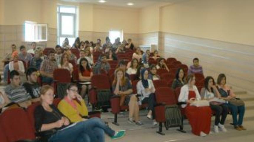 "&Ccedil;anakkale'de Suriyeli Araplar Atat&uuml;rk'&uuml;n Komutasında G&ouml;n&uuml;ll&uuml; Savaş&ccedil;ıydı"