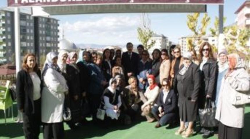 Başkan Bulutlar, Kent Konseyi Kadın Meclis &Uuml;yeleriyle Yemekte Bir Araya Geldi&hellip;