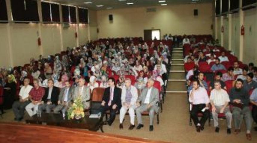 Sa&uuml;'den, "geleneği Olmayan Din Olur Mu?" Konferansı