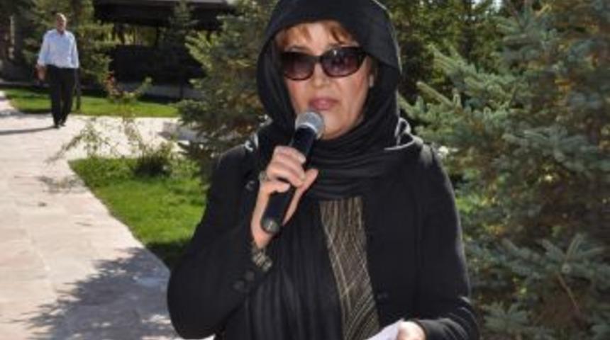 MHP Yozgat Kadın Kolları &Uuml;yelerinden Şehitlik Ziyareti