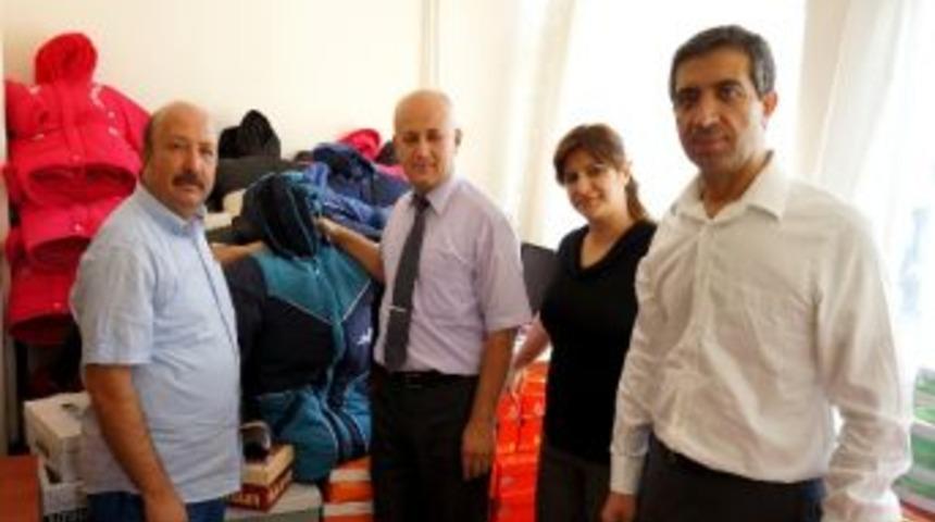 Alaşehir Sanayi Ve Ticaret Odası, &Ouml;ğrencileri Sevindirdi