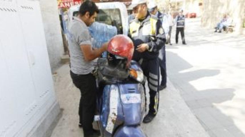 Gebze &Ccedil;arşıda Trafik Denetimi