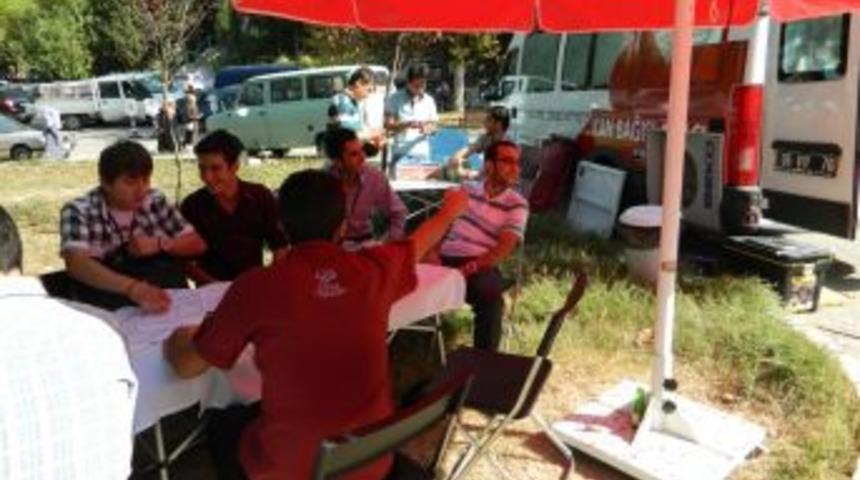 Gen&ccedil; Beyinler Topluluğu'ndan Kan Bağışı Kampanyası