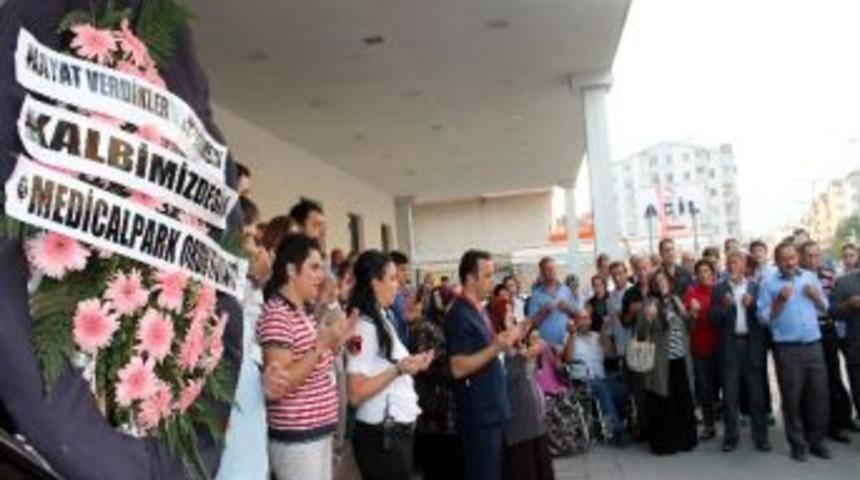 Samet İ&ccedil;in G&ouml;zyaşları Sel Oldu